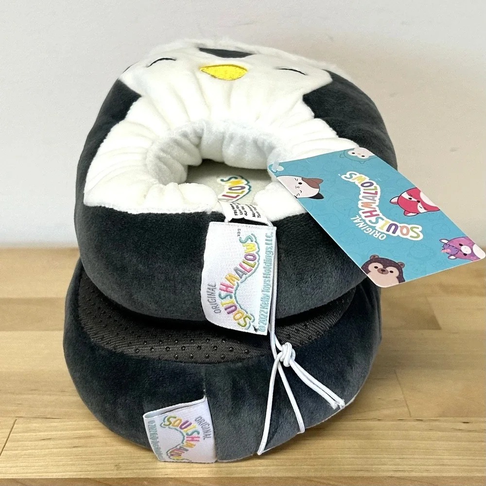 NWT Squishmallows Slippers Kids 13/1 Luna the Penguin Santa Hat Soft Comfy Gift